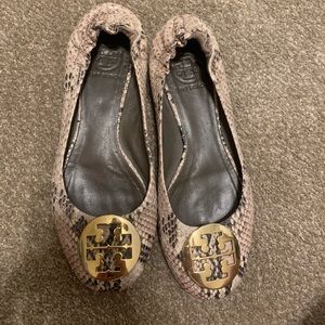 Tory Burch Minnie flats